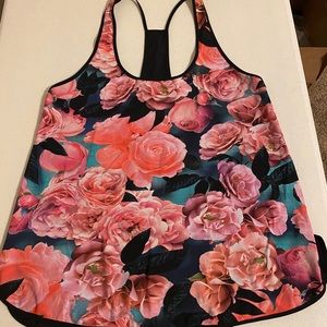 Lululemon Water Bound singlet